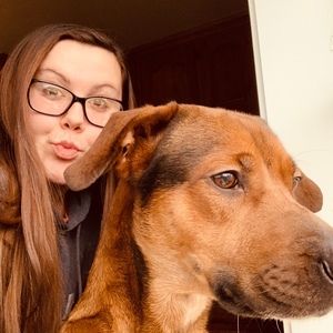 Meet your Posher, Kaytie